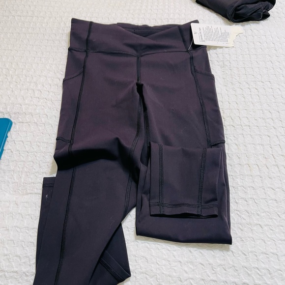 Lululemon - Picture 2 of 2